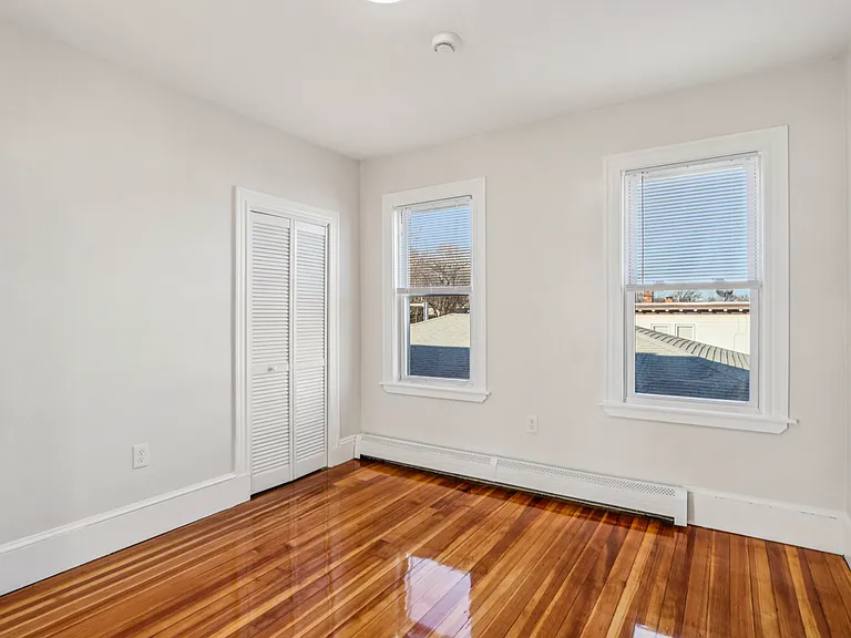 559 Hyde Park Ave #2 — Photo 6