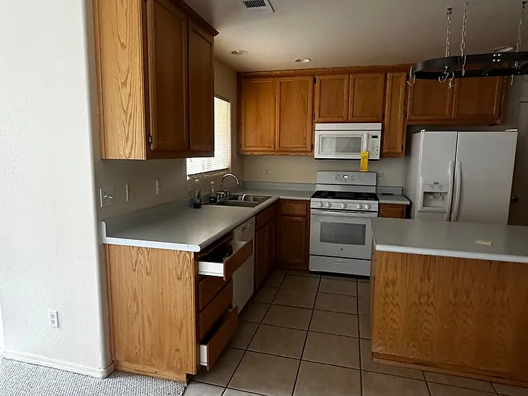 130 N 5th St — Photo 5