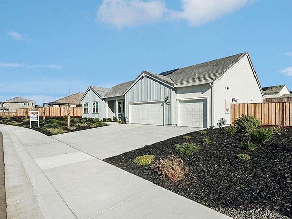 2nd image of 179 Luna Way