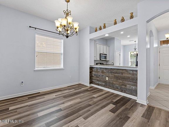 2nd image of 3686 HAWKS VIEW Drive