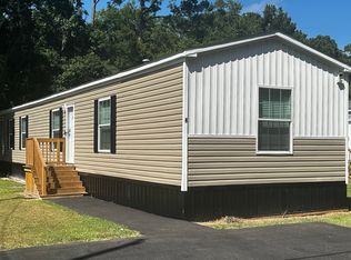 4 Bearden Dr, Brunswick, GA 31520