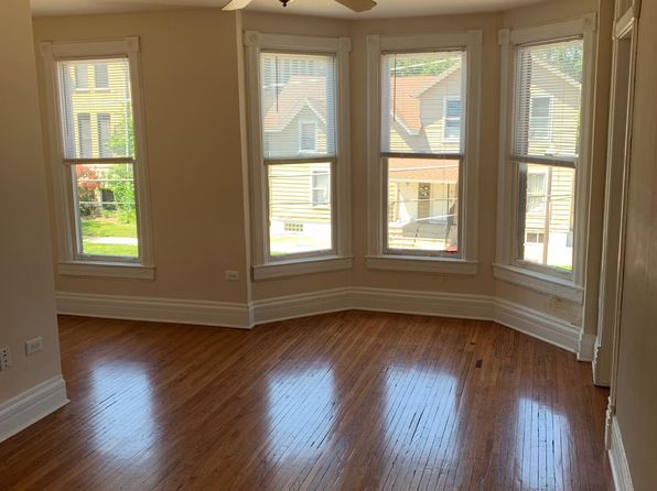 317 Du Page St APT C