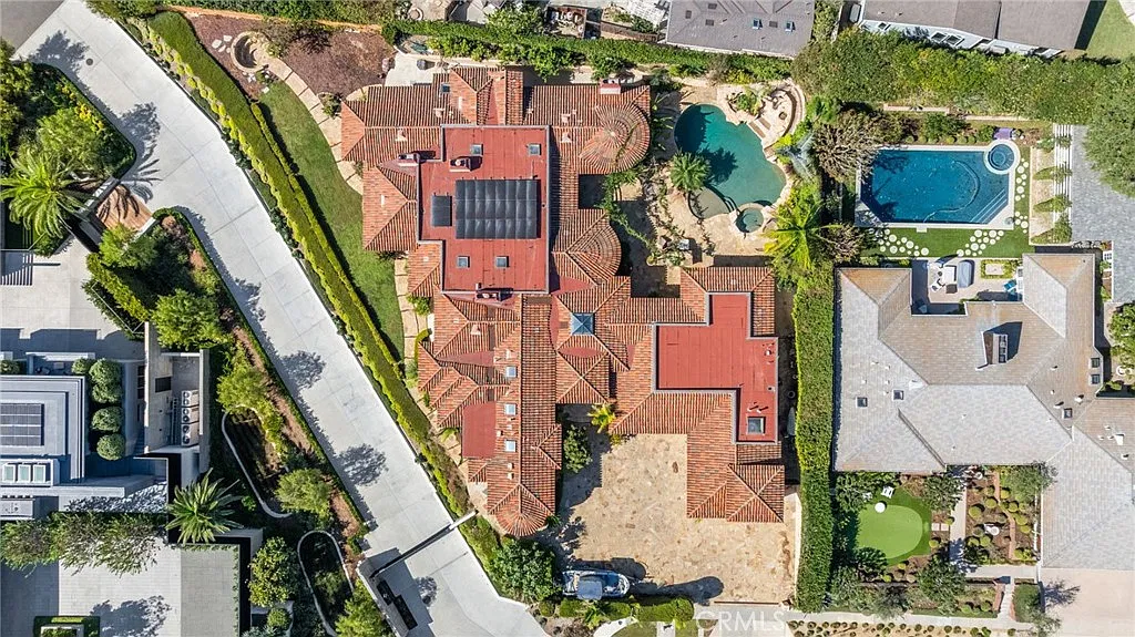 6 bed, 5.5 bath, 7200 sqft, $29,995 — Photo 4