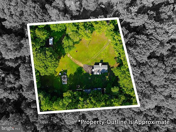 3rd image of 6345 Hoover Ln