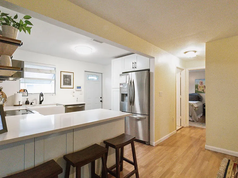 614 N 7th St — Photo 7