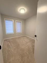 1729 Keene Cres SW — Photo 15