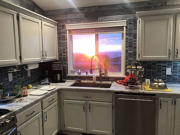 5th image of 2724 San Juan St