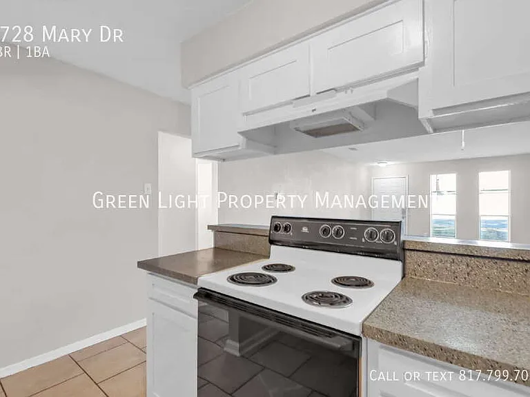 7728 Mary Dr — Photo 7