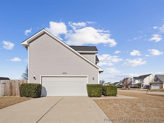 3rd image of 1203 Chimney Swift Dr