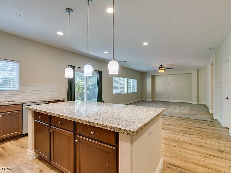 2884 Green Falls Ave — Photo 16