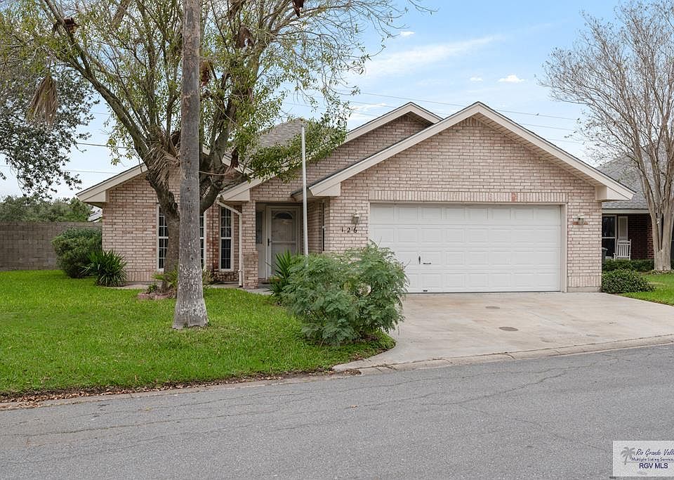 1st image of 126 Willow Cir
