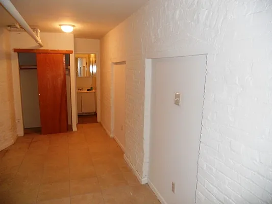 Rented by Sky Management | media 15