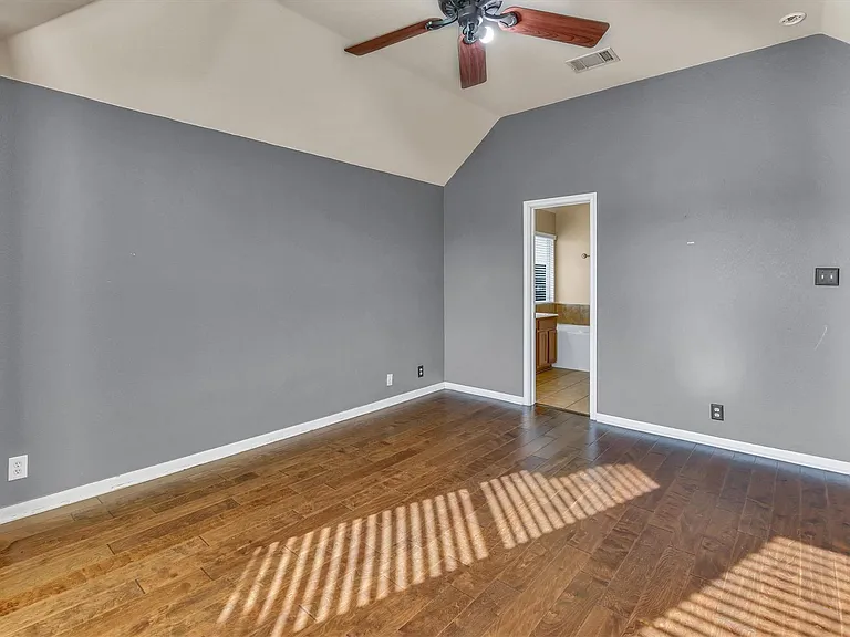 2132 Faldo Ln — Photo 24