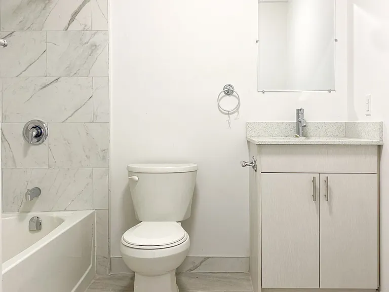 630 Cummings Ave — Photo 240