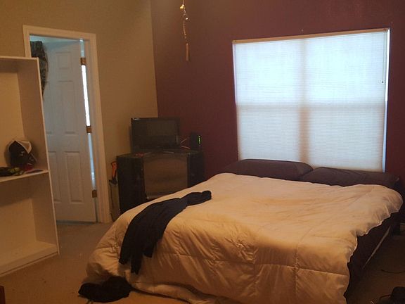5th image of 3203 Laguna Ct