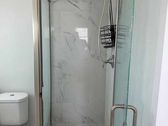 5th image of 313 Eucalyptus St #313