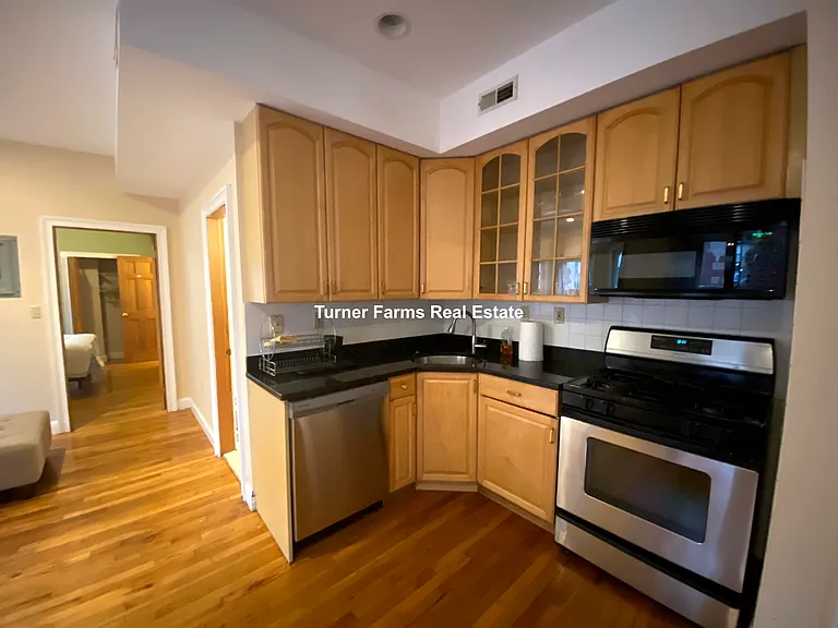 1031 Tremont St #3 — Photo 3