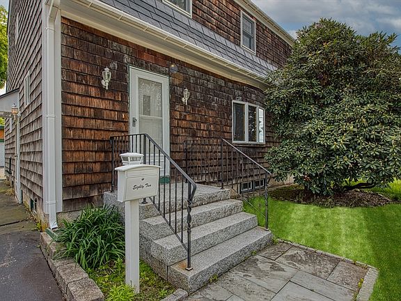 5th image of 82 Tilton Ave