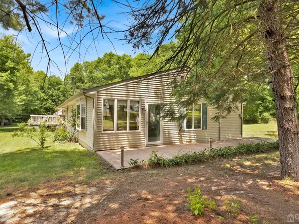 780 Cliffwood Ave, Keyport, NJ 07735