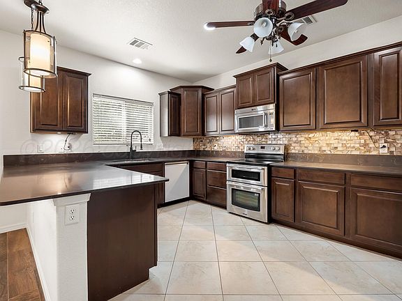 5th image of 1007 Pinot Blvd