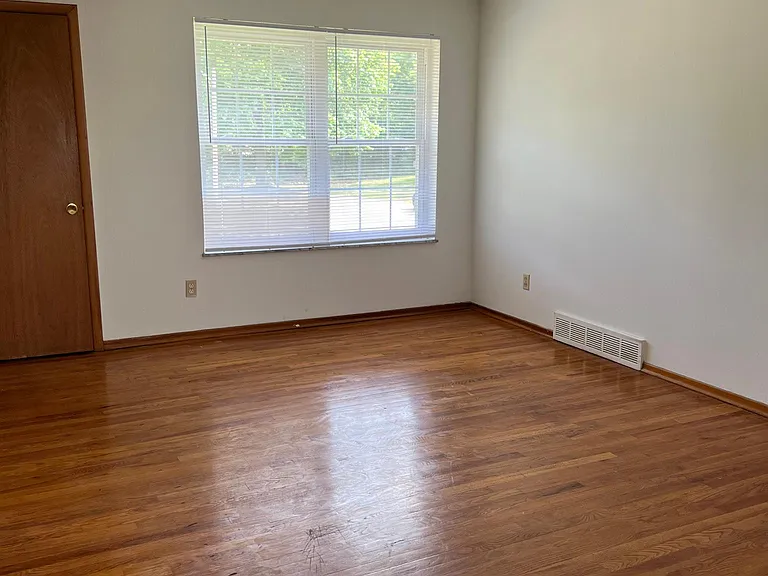 1019 Taman Ct — Photo 1