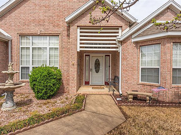 3rd image of 6188 W Persimmon St