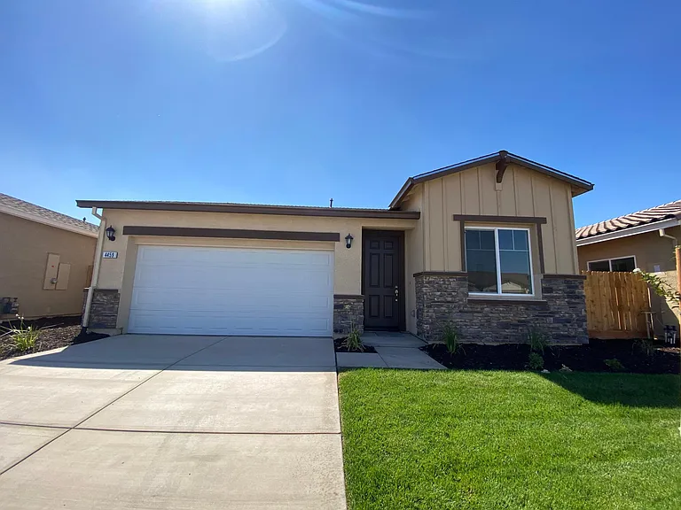 4459 Lacy Ln — Photo 2