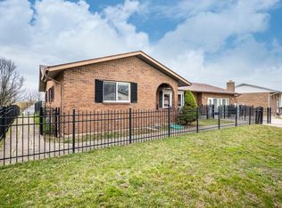 145 Sunny Dr, Lawrenceburg, IN 47025