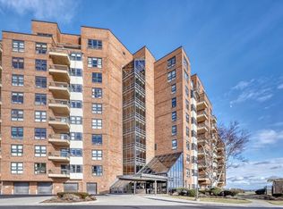 1 Seal Harbor Rd APT 316, Winthrop, MA 02152