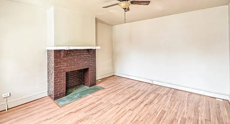 27 S Jefferson St #1 — Photo 1