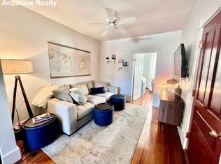 9 Thacher Ct #4, Boston, MA 02113