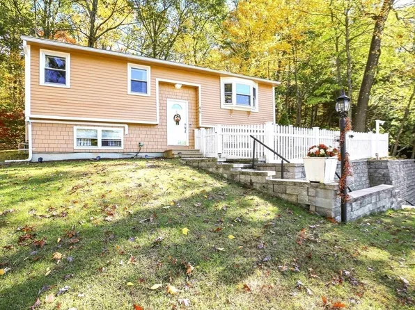 96 Indian Hill Rd, Worcester, MA 01606