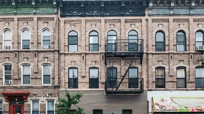 Rented by Nooklyn NYC LLC | media 28