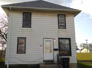 326 W 14th St, Waterloo, IA 50702