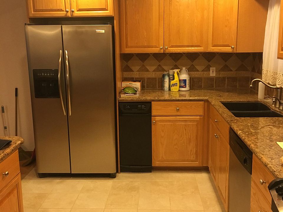 1st image of 3652 Radnor Ave