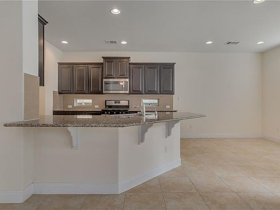 2nd image of 3651 Sandy Brook Dr Unit 200