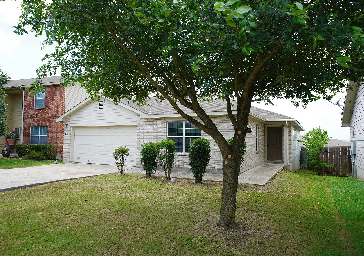 Spacious Single-Story Home in Highland Farms - Realtor Commission: $500 — Photo 3