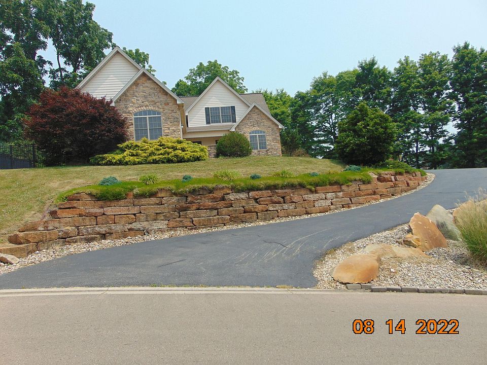 1st image of 45 Banyas Blvd