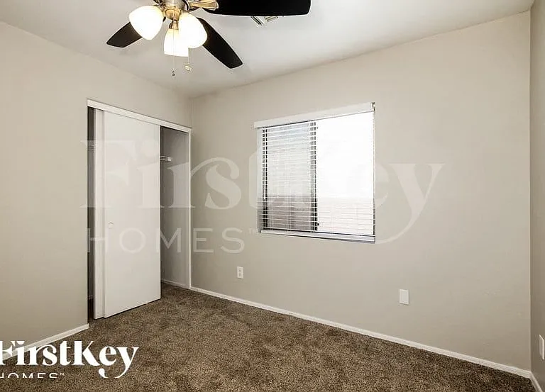 13006 W Redfield Rd — Photo 11