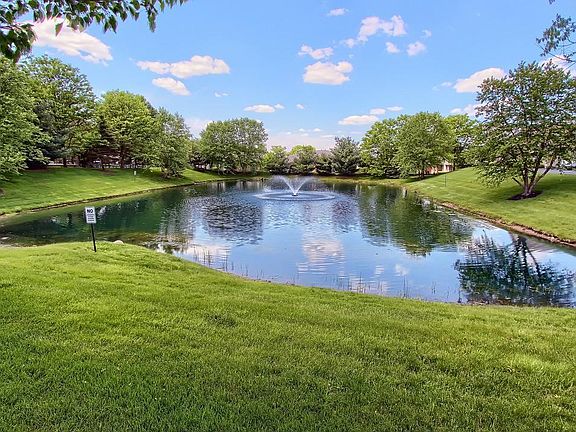 5th image of 136 Jamie Lynn Cir