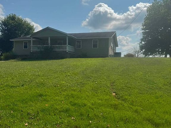 2nd image of 906 Harris Rd