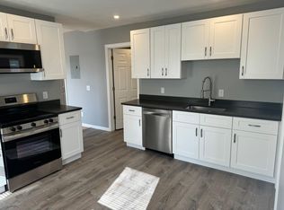 8 Fales St #2R, Worcester, MA 01606