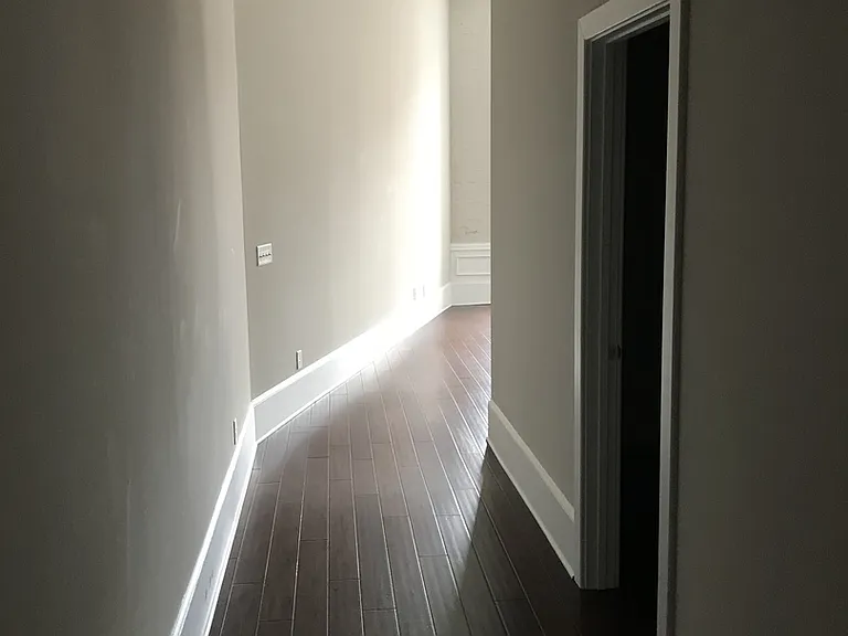 5 W Broughton St #401 — Photo 9