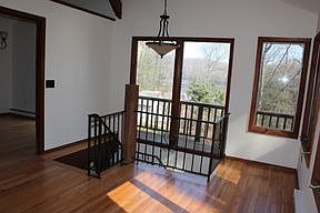 2nd image of 41 Carol St
