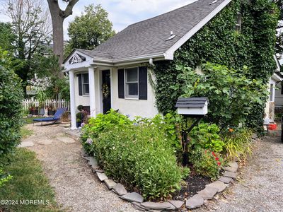 35 Burlington Ave, Leonardo, NJ, 07737