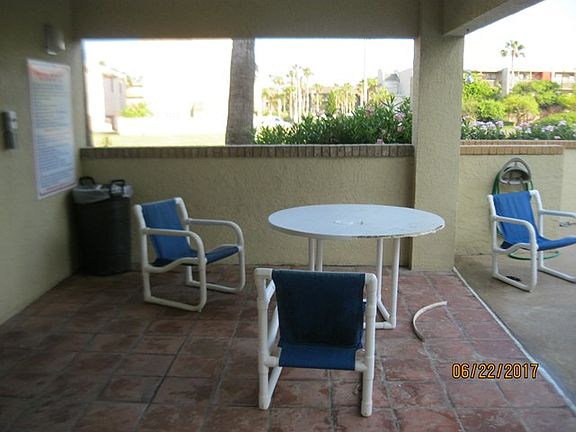 5th image of 104 Parade Dr #4