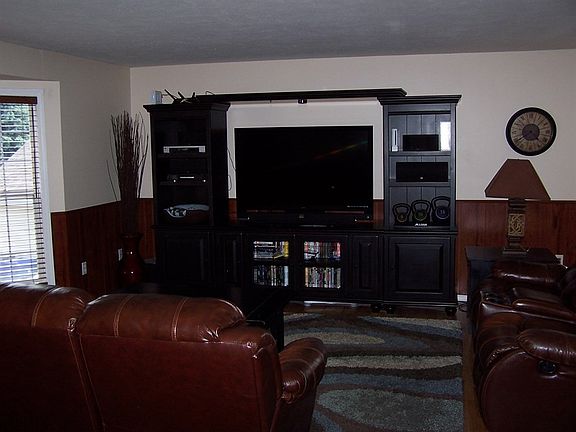 3rd image of 22925 E Valleyway Ave