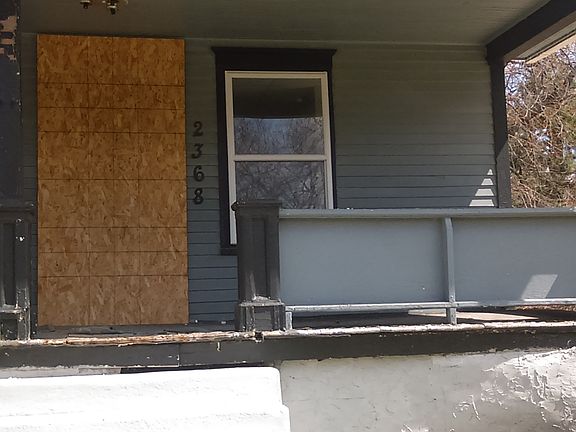 2nd image of 2368 Maplewood Ave