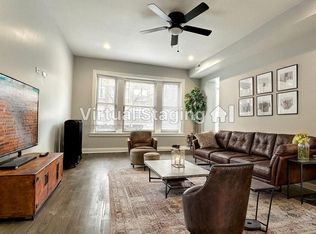 1224 W Rosemont Ave, Chicago, IL 60660