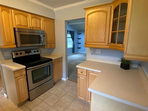5th image of 5203 NW 28th Ter